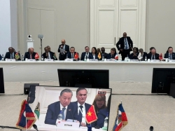 Vietnam suggests ways to promote multilateralism at Francophonie Summit