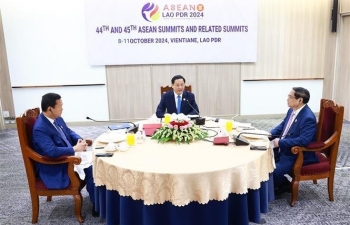 Vietnamese, Lao, Cambodian PMs seek measures to promote ties