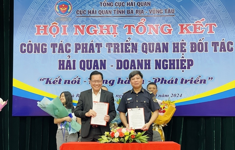 Ba Ria-Vung Tau Customs cultivates a stronger relationship with enterprises