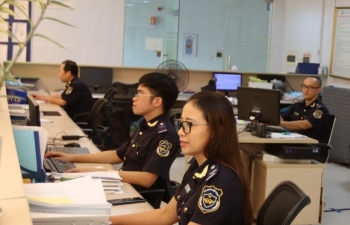 Bac Ninh Customs encourages customs brokerage services