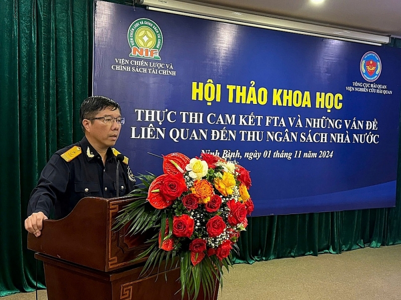 Deputy Director General of the General Department of Customs Luu Manh Tuong spoke at the workshop. Photo: NV