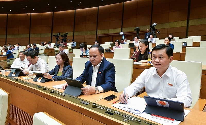 National Assembly deputies attending the session. Photo: National Assembly