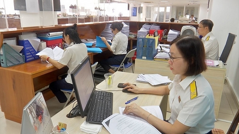 Operations at the Phu Nhuan District Tax Department, Ho Chi Minh City. Photo: T.D