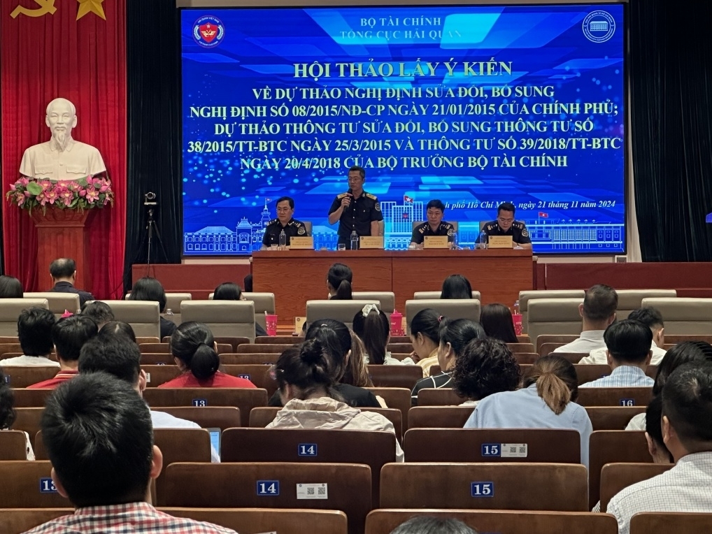 Over 300 Southern enterprises attend workshop to provide feedback to the General Department of Vietnam Customs