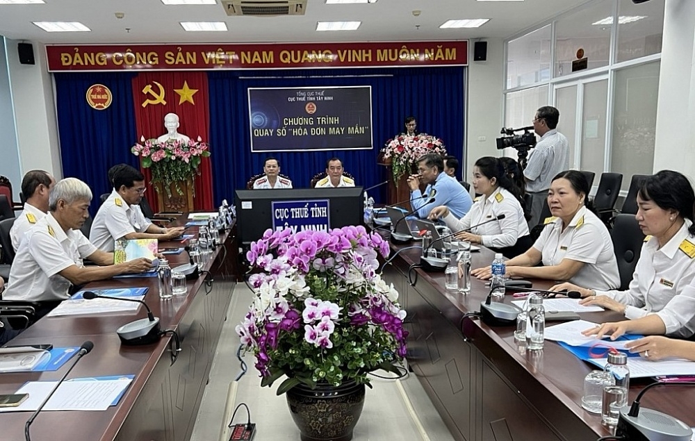 Tay Ninh Tax Department fines two FDI companies for false tax declaration