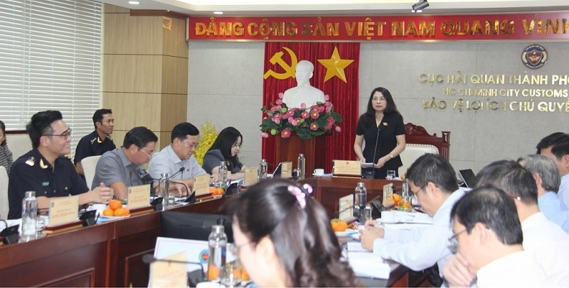 Ms. Tran Hong Nguyen, Deputy Chairwoman of National Assembly's Standing Law  Committee