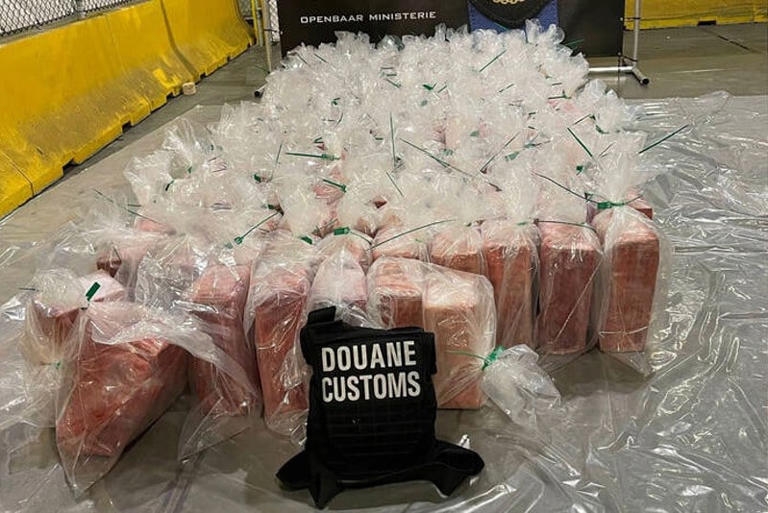 Dutch customs seize 1,575 kilograms of cocaine at Vlissingen Port