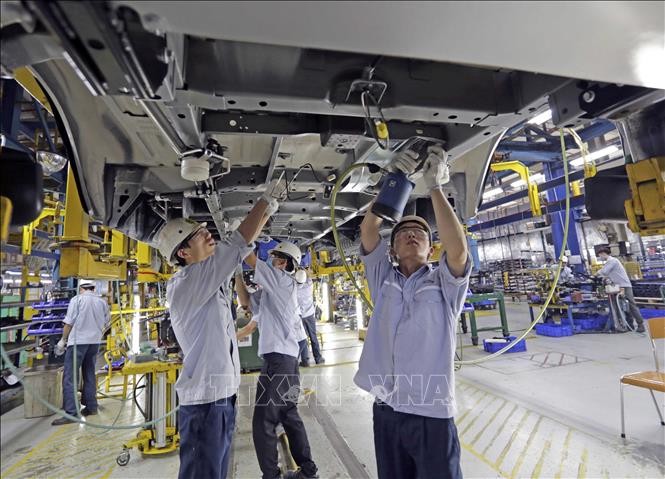 Passenger car production at Fort plant in Hai Duong province (Photo: VNA)