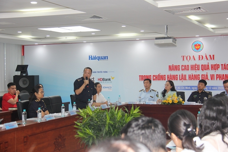 Vu Hoai Linh, Deputy Head of the Intellectual Property Rights Protection Enforcement Unit (Unit 4) - Anti-smuggling and Investigation Department