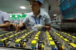 viet nams gdp growth to outpace region peers oxford economics