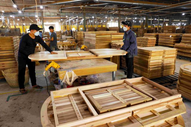 VN's wood industry sees chances and challenges from US new trade policies