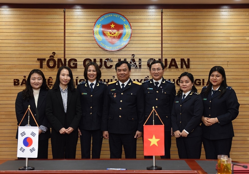 Vietnam, Korea Customs sign AEO MRA