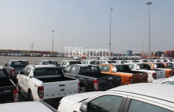 Imported automobiles show a declining trend in early December