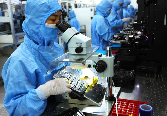 Việt Nam set to become regional manufacturing tech hub this year