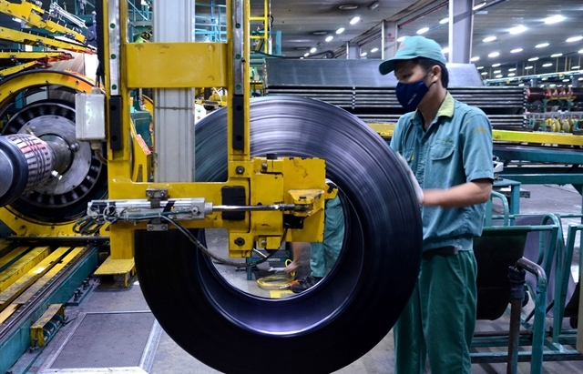 Việt Nam&rsquo;s manufacturing PMI slips into contraction in January