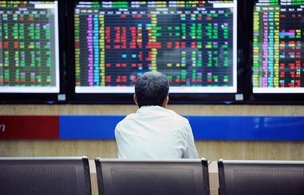 The stock market after Tết 2025 presents both challenges and opportunities