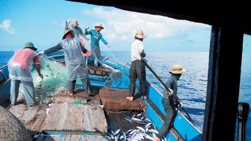 vftu slams chinas fishing ban