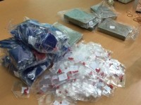 Dien Bien: 08 packages of heroin and 1,188 methamphetamine pills seized