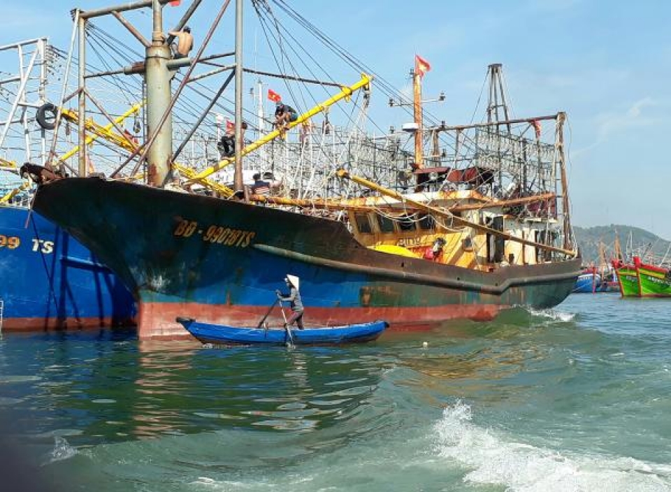 taking on the task to continue the fishing boat insurance and discharge of the difficulties for fishermen
