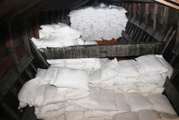 Smuggled sugar still “crosses the river” in the Southwest border