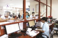Customs brokers: Crowed but not strong