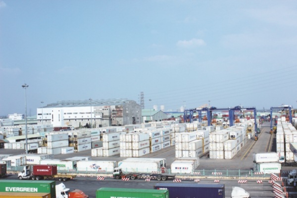 inadequate in the southern seaports some are overloaded while others are gloomy