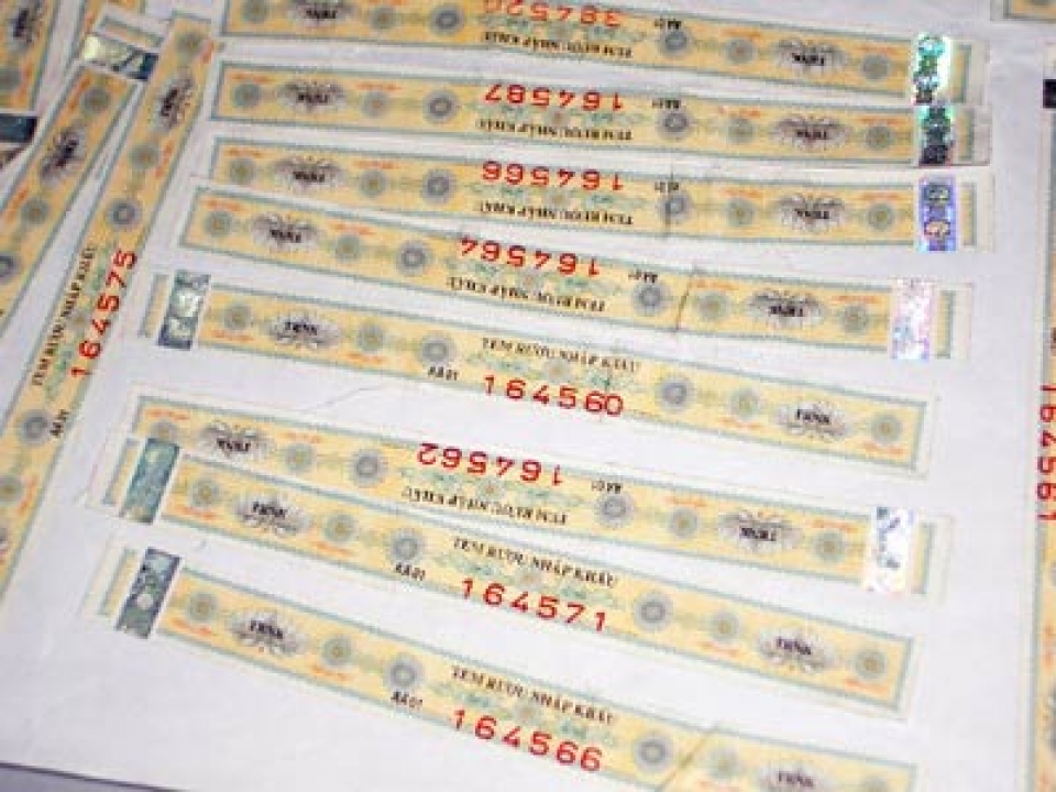 the price of alcohol stamps in the domestic market in 2016 more than 400 vnd