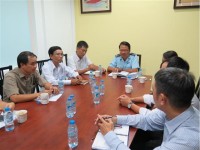 Tan Son Nhat Customs and warehouse agencies  solve problems of enterprises