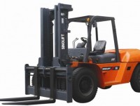 Imported forklifts are checked quality by the Vietnam Register