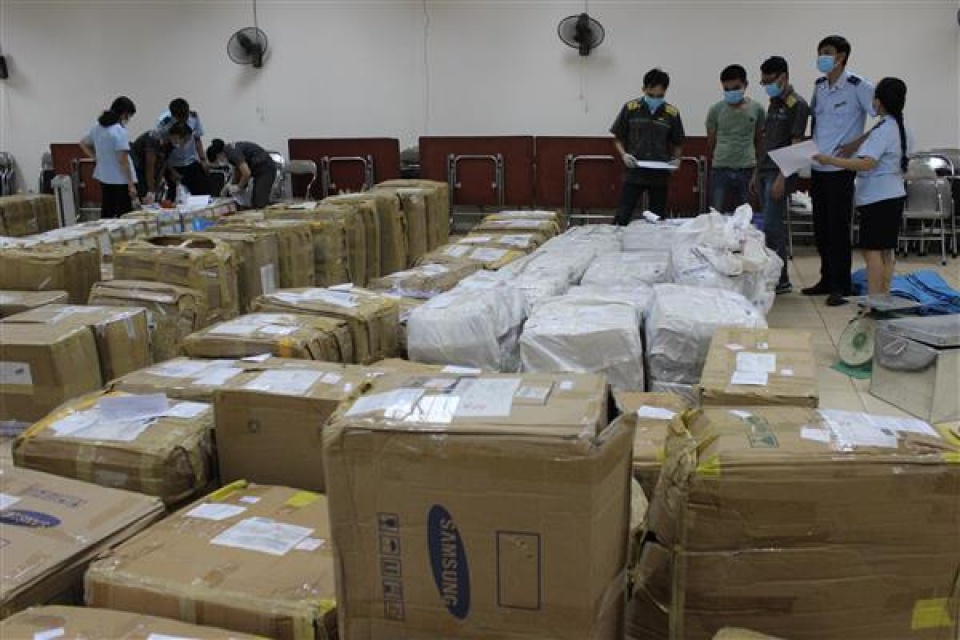 the customs has seized 25 tons of transnational drugs