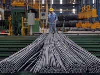 Does the US-China trade crisis affect Vietnamese steel companies?