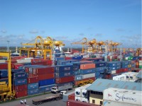 VN records $2.45b trade surplus in 8 months