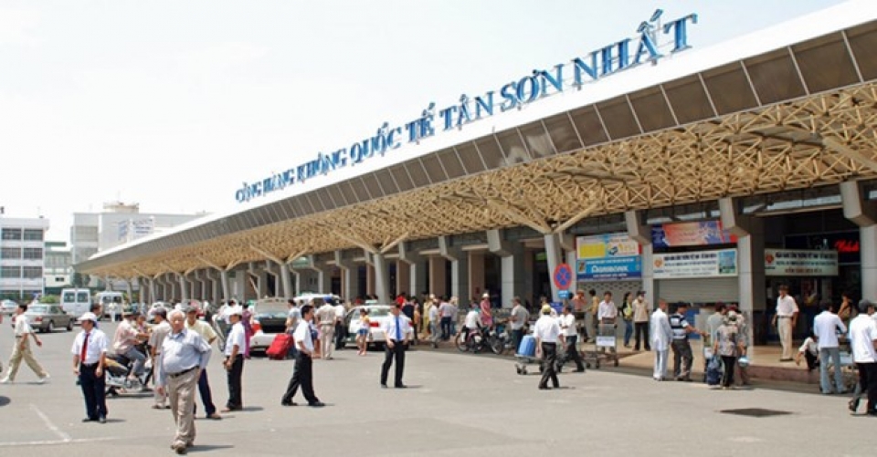 response to press reports that the director of a customs branch at the airport committed a crime