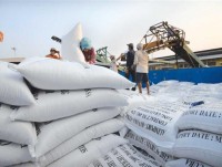 The rice market improved by exporting through minor gates