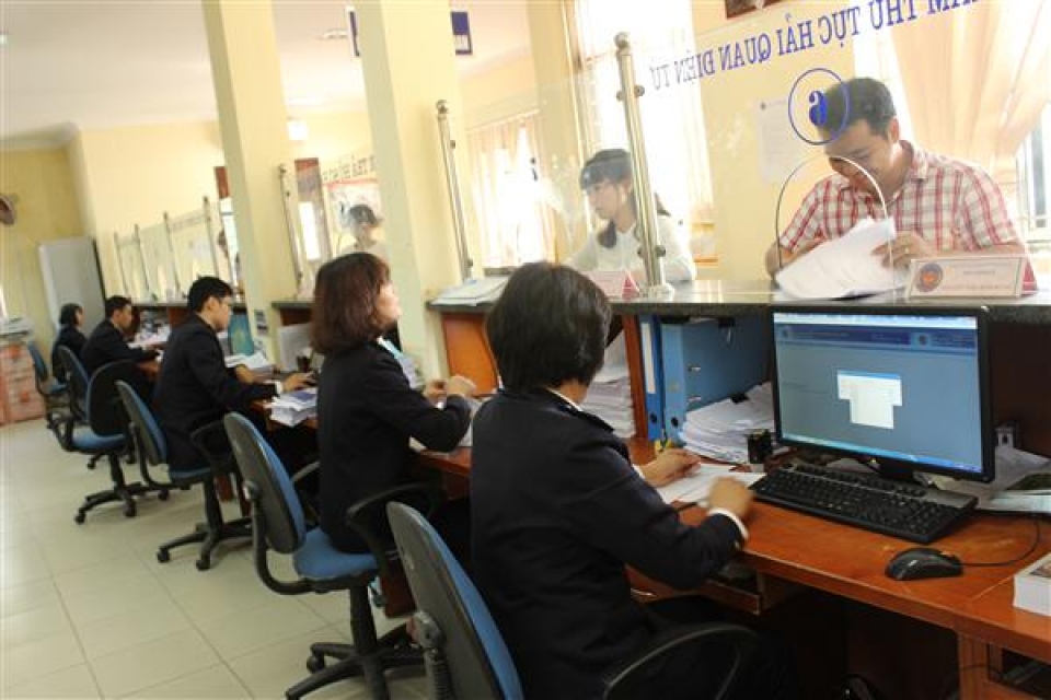 the hanoi customs department to prevent the violations of civil servants