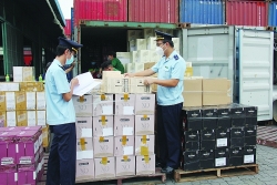 HCM City Customs makes efforts to maintain import and export flow