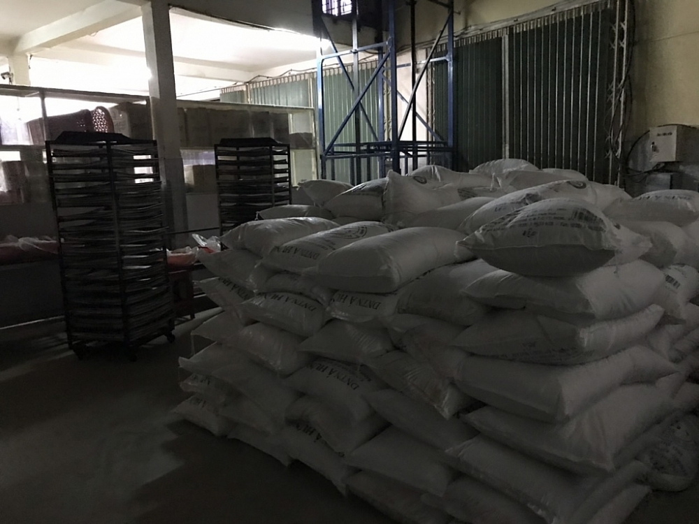 Quang Nam Customs prosecutes company for smuggling 88 tons of imported refined sugar