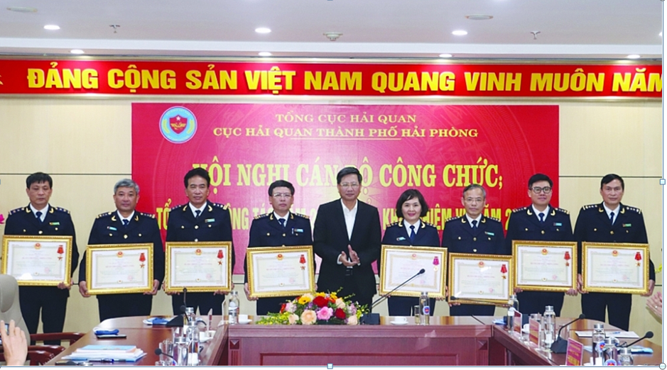 the customs marks in hai phong the city of red flamboyant flower