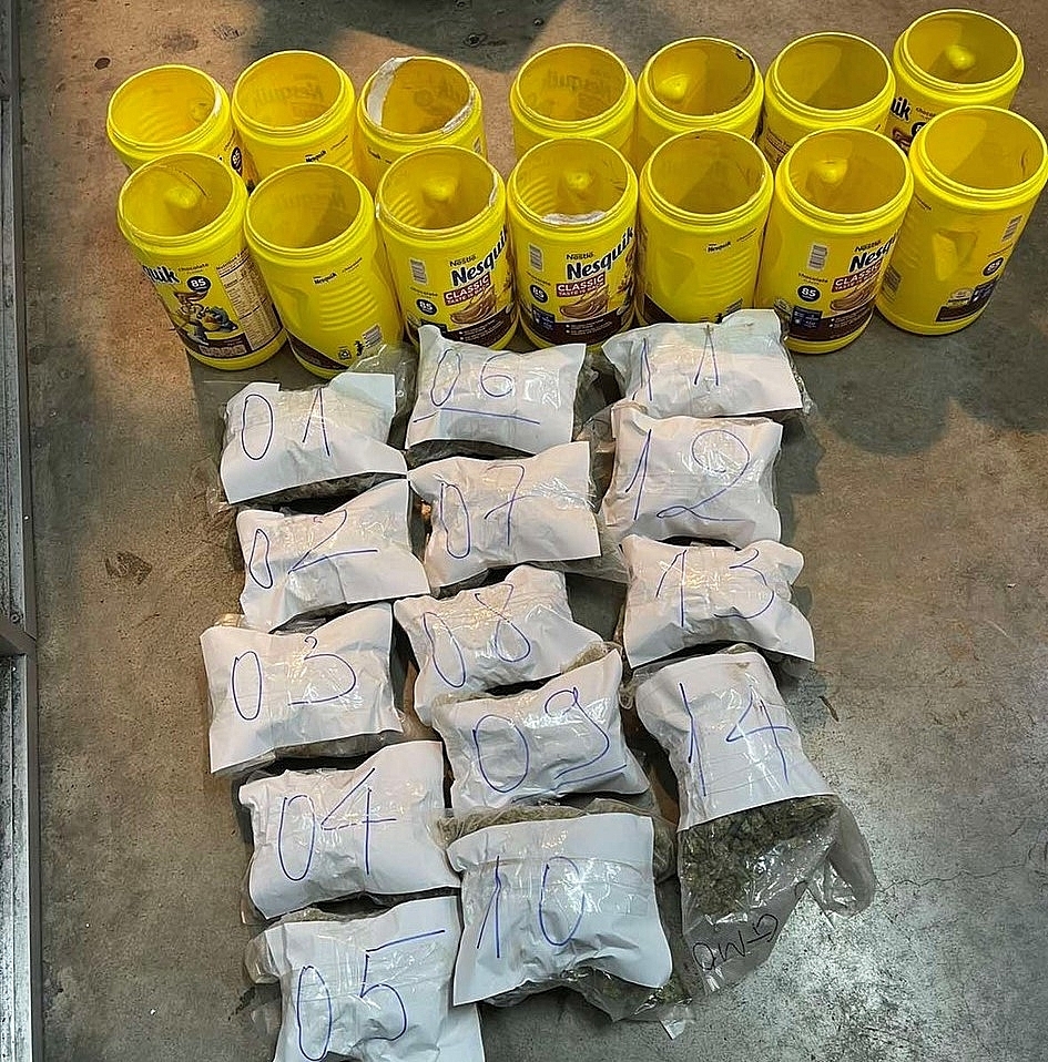 6 kg of suspected drugs seized by Tan Son Nhat Customs Branch
