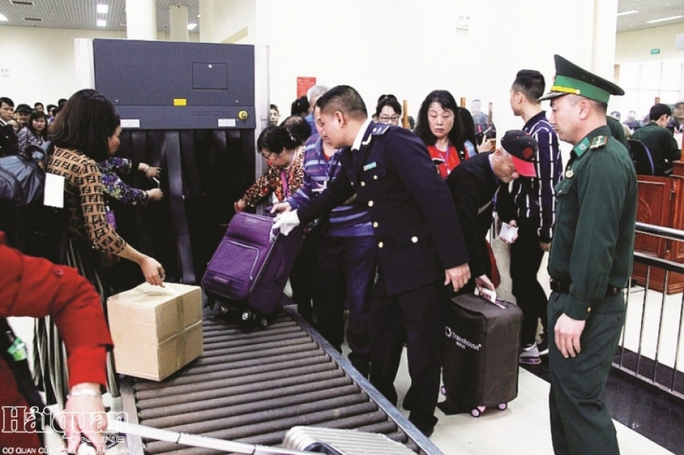 quang ninh strictly control border residents activities to prevent smuggling