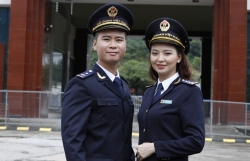 Regulations on management and use of customs uniform issued