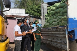 An Giang Customs busts illegal transportation of cash and gold across border gate
