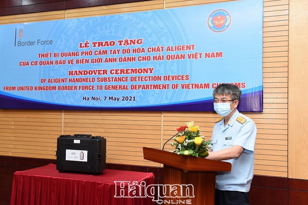 Vietnam Customs receives aligent handheld substance detection devices supported by UK Border Force