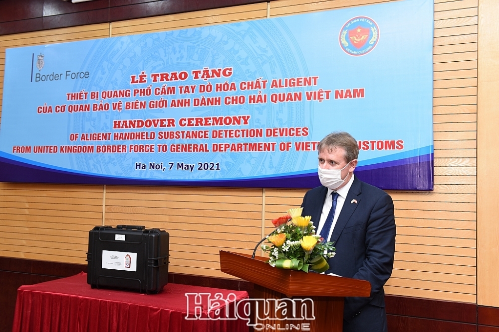 Vietnam Customs receives aligent handheld substance detection devices supported by UK Border Force