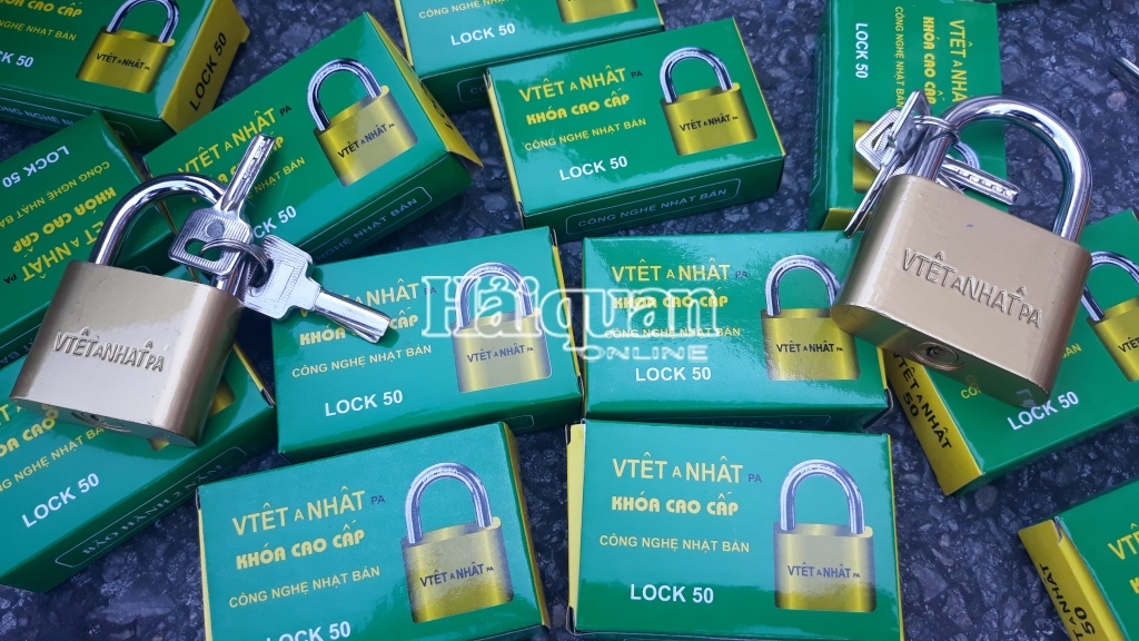 7,000 fake Chinese locks and drill bits seized by Hai Phong Customs