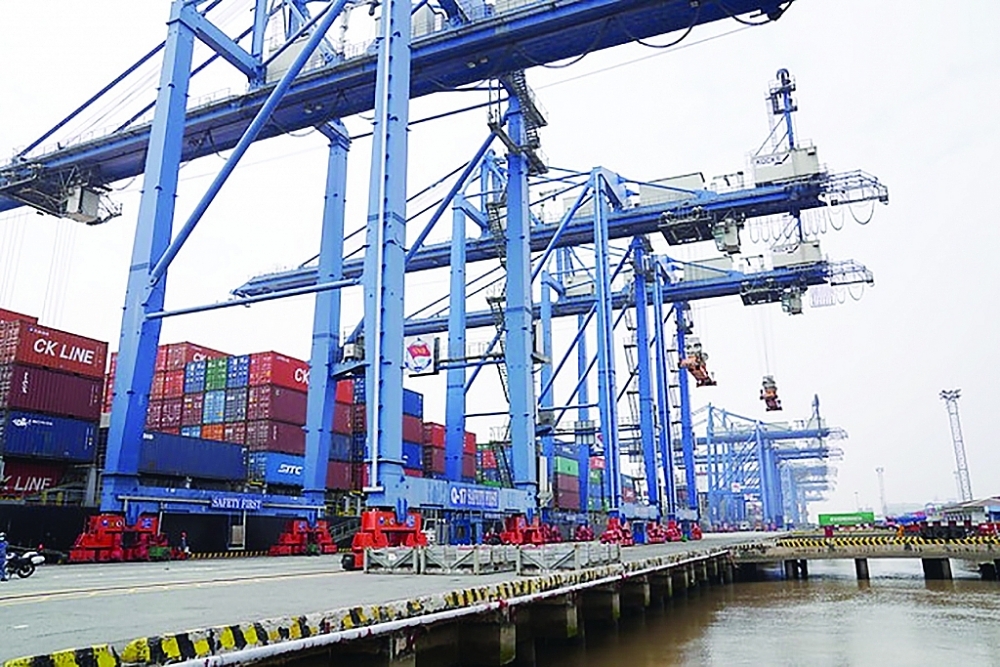 HCM City considers adjusting seaport infrastructure fees