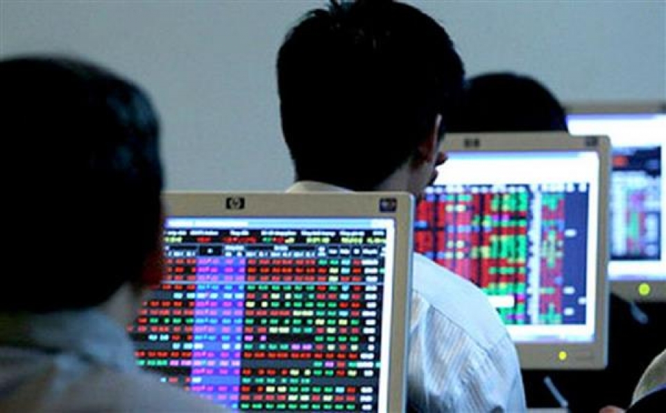 over 28000 foreign investors granted securities trading codes