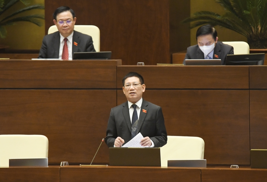Insurance industry in conditional business line required for strict management: Minister of Finance Ho Duc Phoc