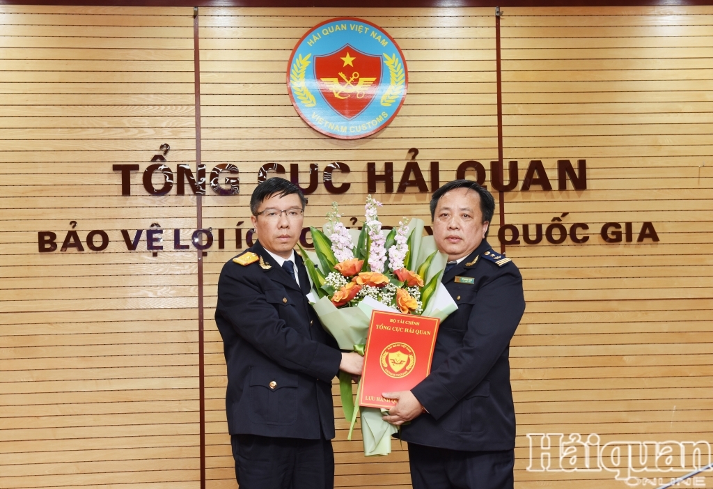 Deputy Director of Anti-Smuggling and Investigation Department Vu Quang Toan appointed