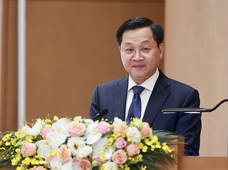 Deputy Minister Le Minh Khai